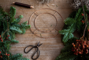 Making a Christmas Wreath - step 1